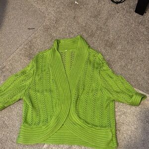 Women's Green Open-Knit Sweater-short sleeve